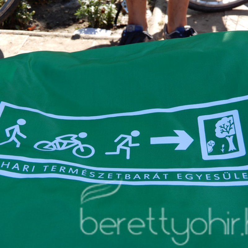 Kerékpártúra az autópályán 32